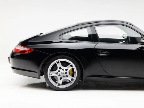 Used 2005 Porsche 911 Carrera S RWD image 21