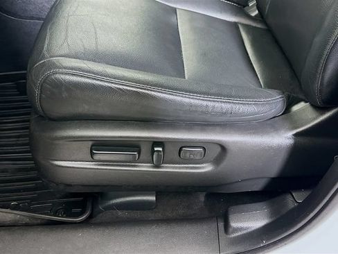 Used 2021 Honda Pilot Touring image 25