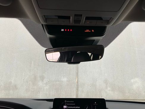 Used 2025 MAZDA CX-50 AWD 2.5 S w/ Premium Package image 18