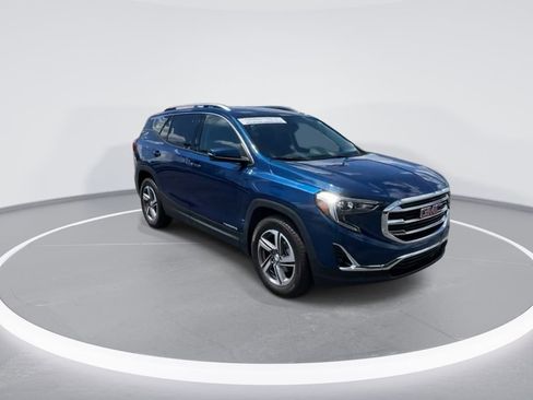 Used 2021 GMC Terrain SLT FWD image 2