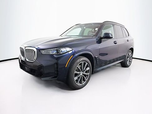 Used 2026 BMW X5 xDrive40i w/ M Sport Package AWD/4WD image 3