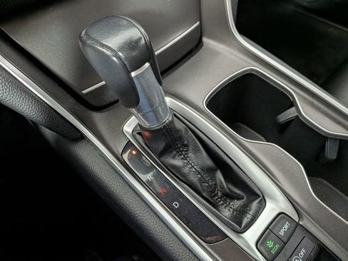 Used 2022 Honda Accord Sport image 17