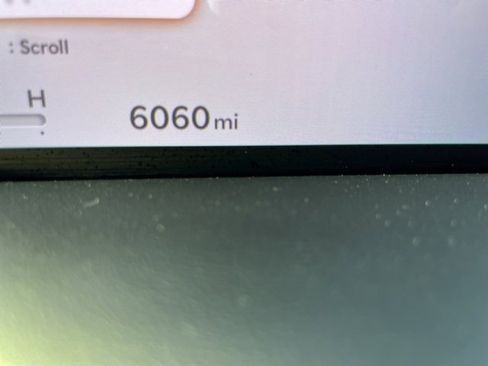 Used 2025 Genesis G80 2.5T image 16