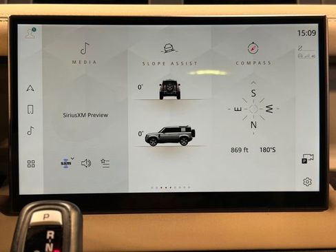 Used 2022 Land Rover Defender 110 X-Dynamic SE image 33