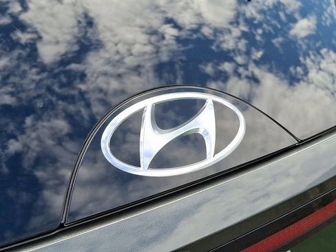 Used 2022 Hyundai Tucson SEL w/ Convenience Package image 32