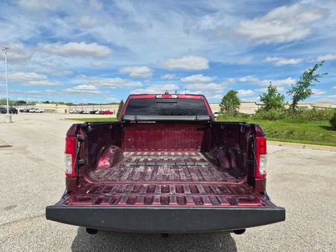Used 2019 RAM 1500 Big Horn AWD/4WD image 10
