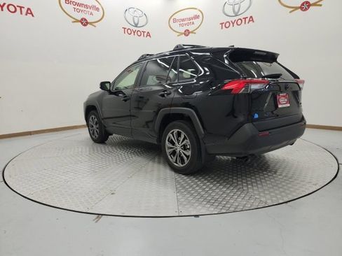 Used 2025 Toyota RAV4 XLE Premium AWD/4WD image 6