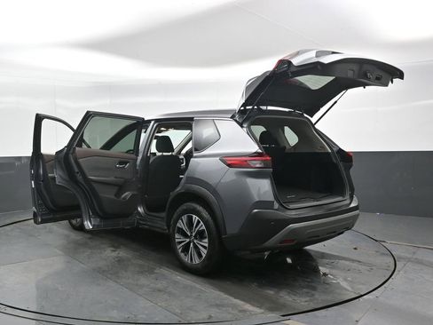 Used 2023 Nissan Rogue SV image 53