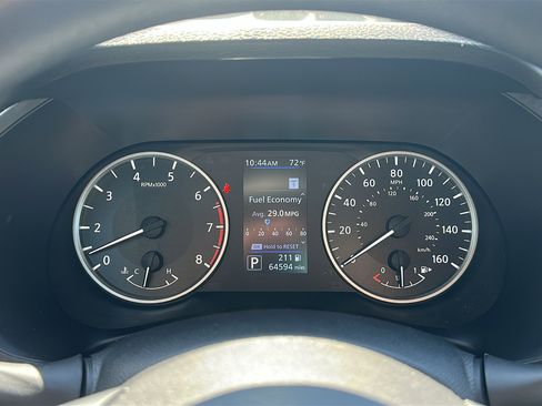 Used 2024 Nissan Sentra S FWD image 16