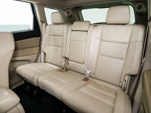 Used 2014 Jeep Grand Cherokee Limited w/ Luxury Group II image 23