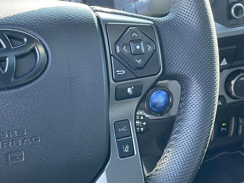 Used 2022 Toyota Tacoma 2WD Double Cab image 21