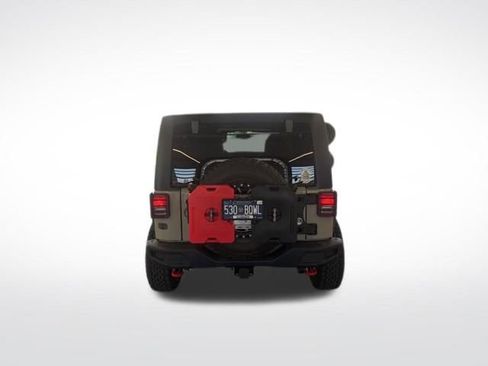 Used 2017 Jeep Wrangler Unlimited Rubicon AWD/4WD image 8