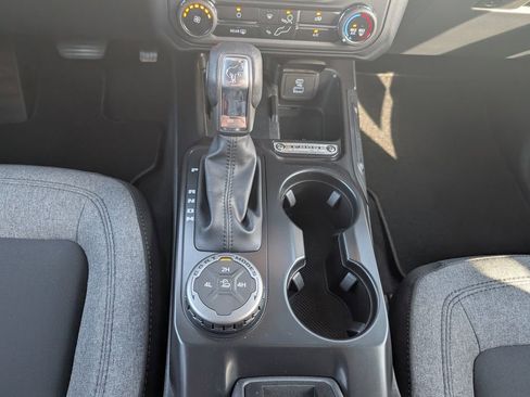 New 2025 Ford Bronco 4-Door image 16