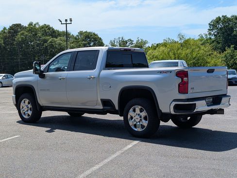 Used 2023 Chevrolet Silverado 2500 LTZ w/ LTZ Convenience Package AWD/4WD image 7