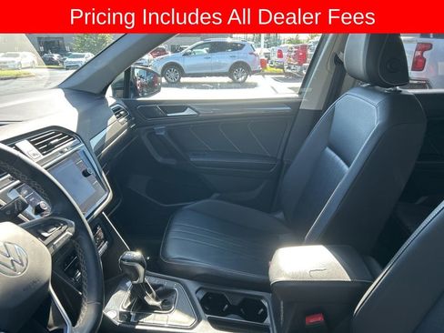 Used 2022 Volkswagen Tiguan SE FWD image 10