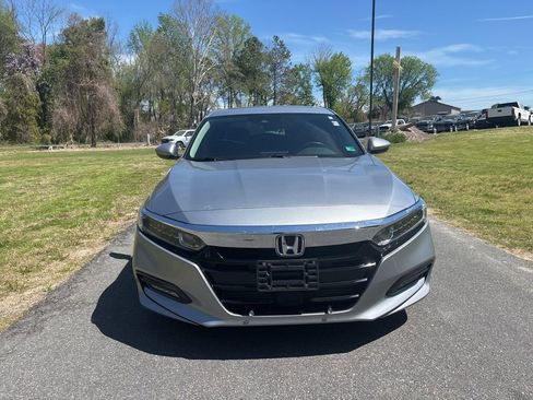 Used 2018 Honda Accord EX-L image 2
