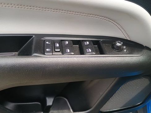 Used 2022 Jeep Compass Limited AWD/4WD image 24