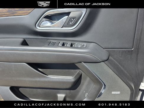 Used 2023 Chevrolet Suburban Premier RWD image 21