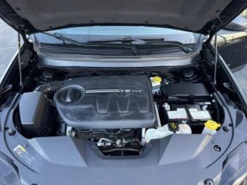 Used 2021 Jeep Cherokee Latitude Lux 80th Anniv w/ Quick Order Package 26U 80TH image 37