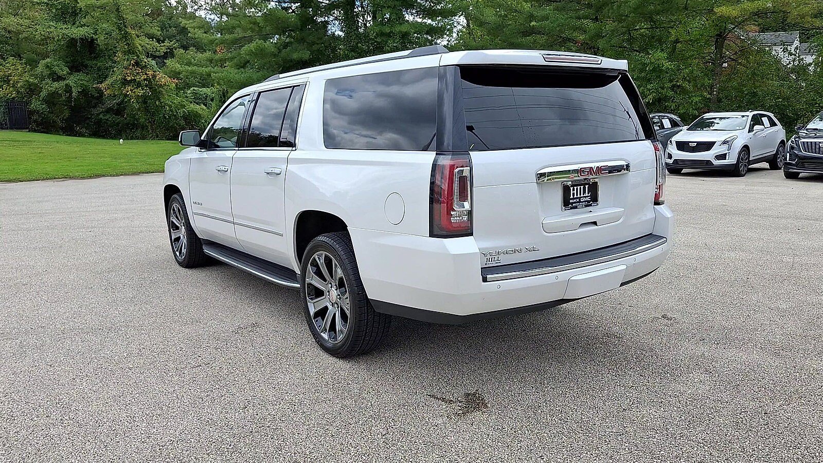 Used 2018 GMC Yukon XL Denali w/ Open Road Package AWD/4WD image 7