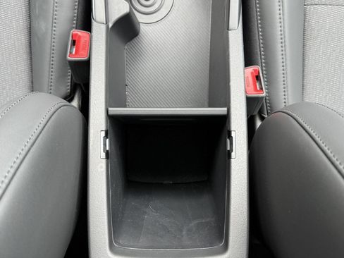 Certified 2024 Kia Niro Wind w/ Wind Preserve Package FWD image 40