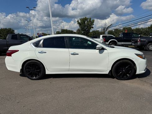 Used 2018 Nissan Altima 2.5 SL FWD image 6