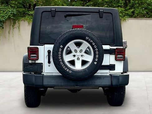 Used 2017 Jeep Wrangler Unlimited Sport w/ Quick Order Package 24S AWD/4WD image 5