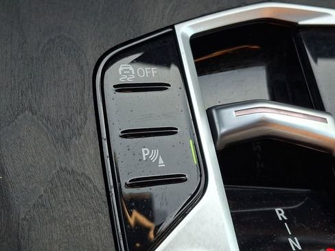 Certified 2024 BMW X5 xDrive40i w/ Premium Package image 19