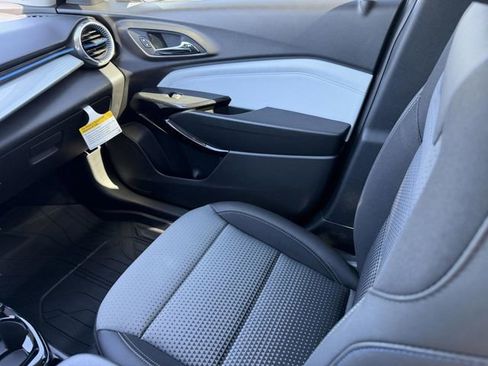 New 2026 Chevrolet Trax LT image 57