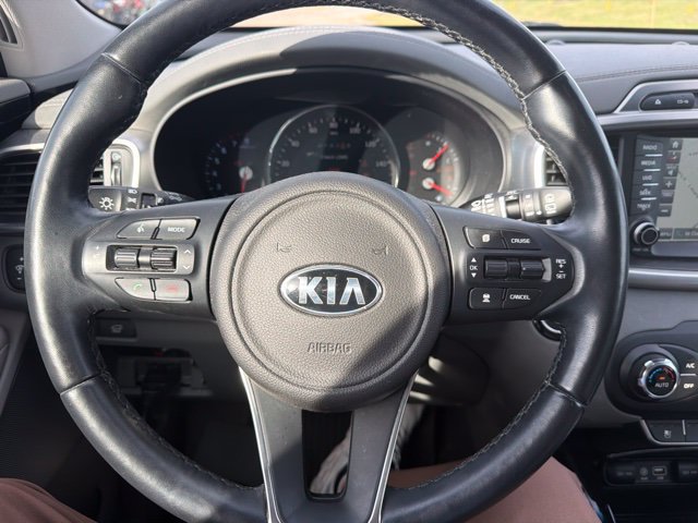 Used 2017 Kia Sorento SX AWD/4WD image 16