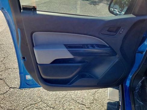 Used 2022 Chevrolet Colorado W/T RWD image 13