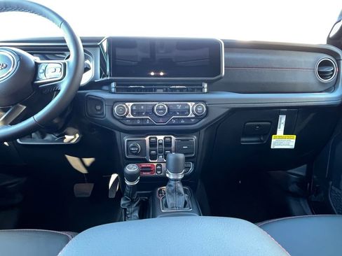 New 2026 Jeep Gladiator Rubicon image 3