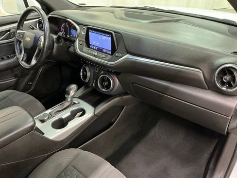 Used 2020 Chevrolet Blazer LT FWD image 18