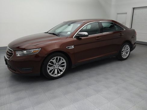 Used 2015 Ford Taurus Limited image 2