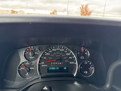 Used 2014 Chevrolet Express 3500 image 18