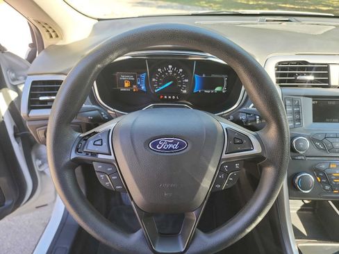 Used 2018 Ford Fusion S image 17
