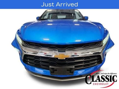 Used 2024 Chevrolet Blazer LT image 3