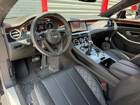 Used 2020 Bentley Continental GT AWD/4WD image 28