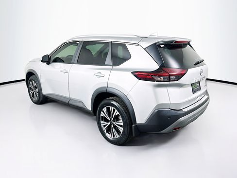 Used 2023 Nissan Rogue SV w/ SV Premium B Package FWD image 5