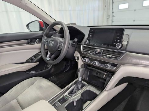 Used 2018 Honda Accord LX image 39
