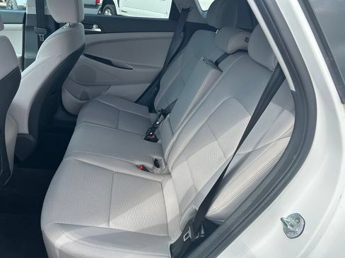 Used 2019 Hyundai Tucson Value AWD/4WD image 11