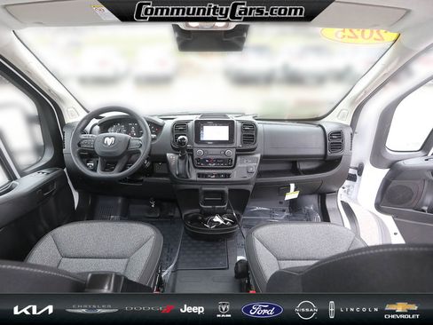 Used 2025 RAM ProMaster 2500 w/ Upfitter's Prep Package image 24
