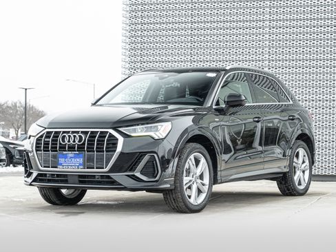 Used 2020 Audi Q3 2.0T Prestige w/ Prestige Package image 5