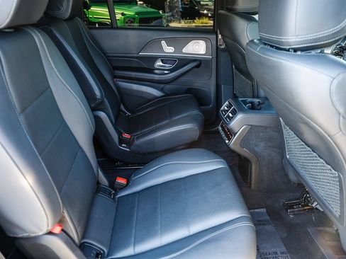 Certified 2024 Mercedes-Benz GLS 450 4MATIC image 18