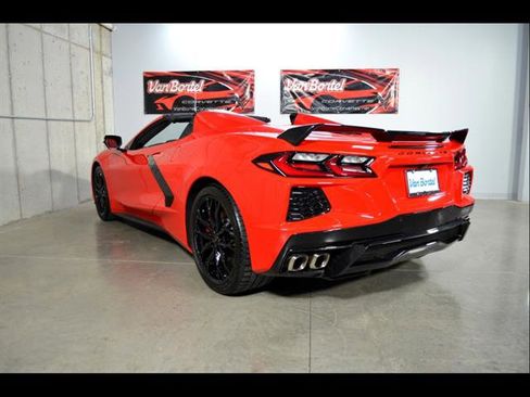 Used 2024 Chevrolet Corvette Stingray Preferred Conv w/ Z51 Performance Package RWD image 7