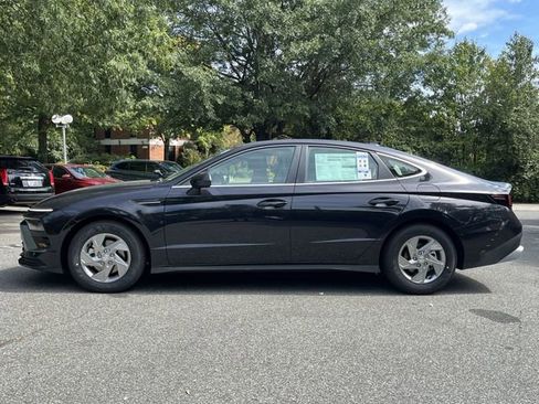 New 2026 Hyundai Sonata SE FWD image 18