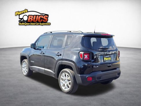 Used 2023 Jeep Renegade Latitude w/ Sun/Sound Group AWD/4WD image 4