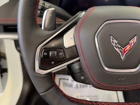 Used 2021 Chevrolet Corvette Stingray Premium Conv w/ Z51 Performance Package RWD image 10