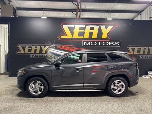 Used 2022 Hyundai Tucson SEL FWD image 3