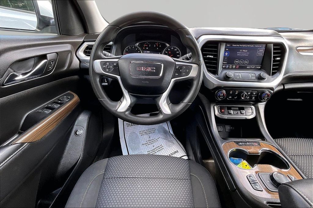 Used 2023 GMC Acadia SLE w/ Driver Convenience Package AWD/4WD image 9